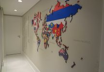 leandro-selister-mapas-em-mdf-interativos-10