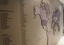 leandro-selister-mapas-em-mdf-interativos-12
